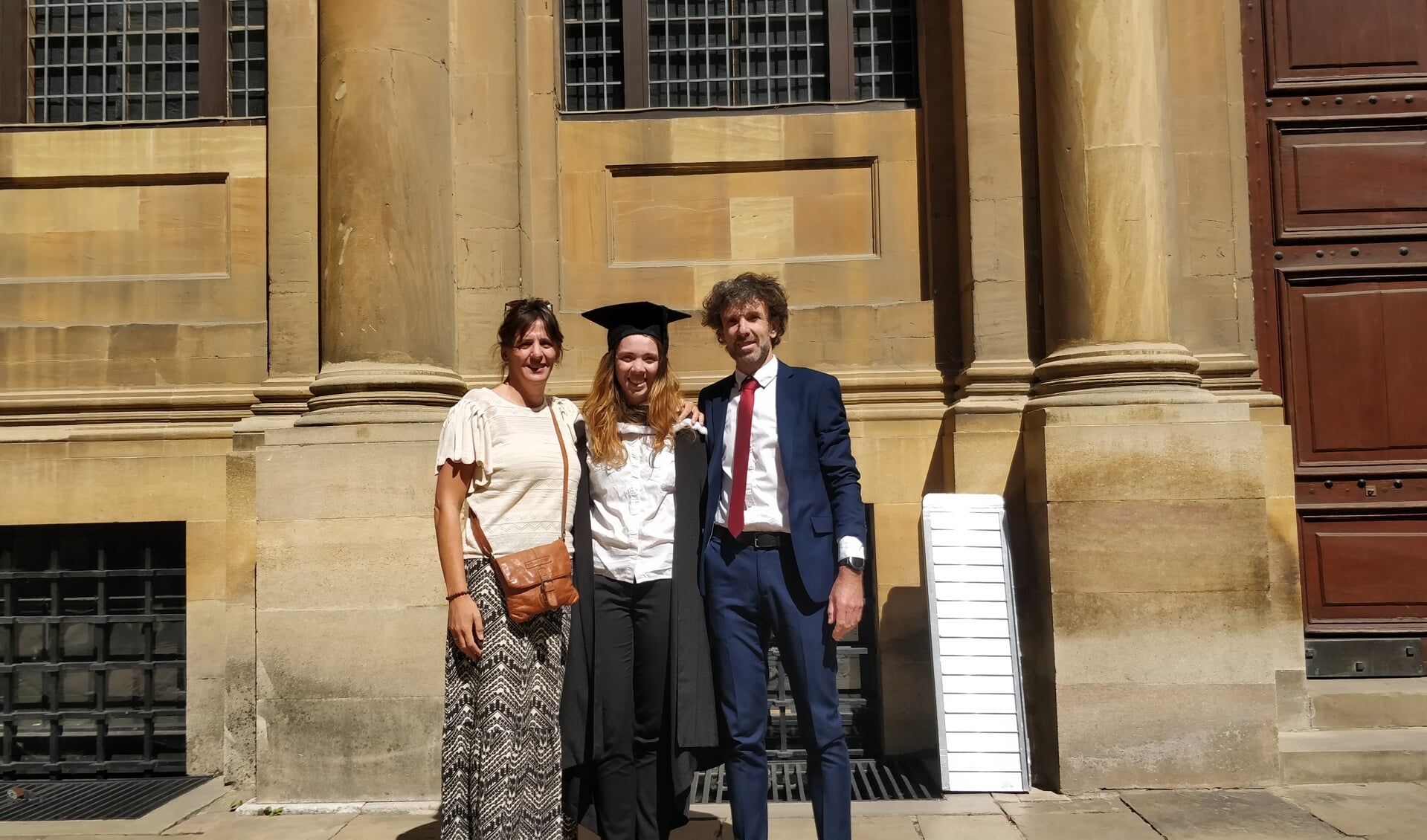 Isa en haar ouders in Oxford.