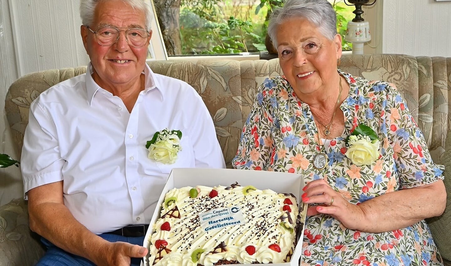 • Het echtpaar Kien is 60 jaar getrouwd.