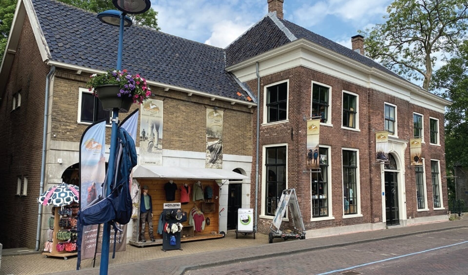 arm salami slinger Opening en open dag nieuwe winkel Antilope Outdoor in Alblasserdam | Al het  nieuws uit Alblasserdam en Papendrecht