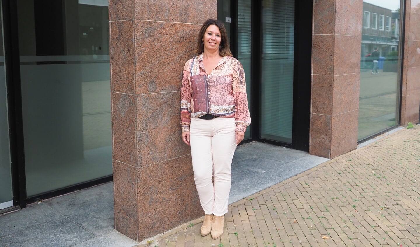 • Nellie van Sinttruije bij de nieuwe dagbesteding.