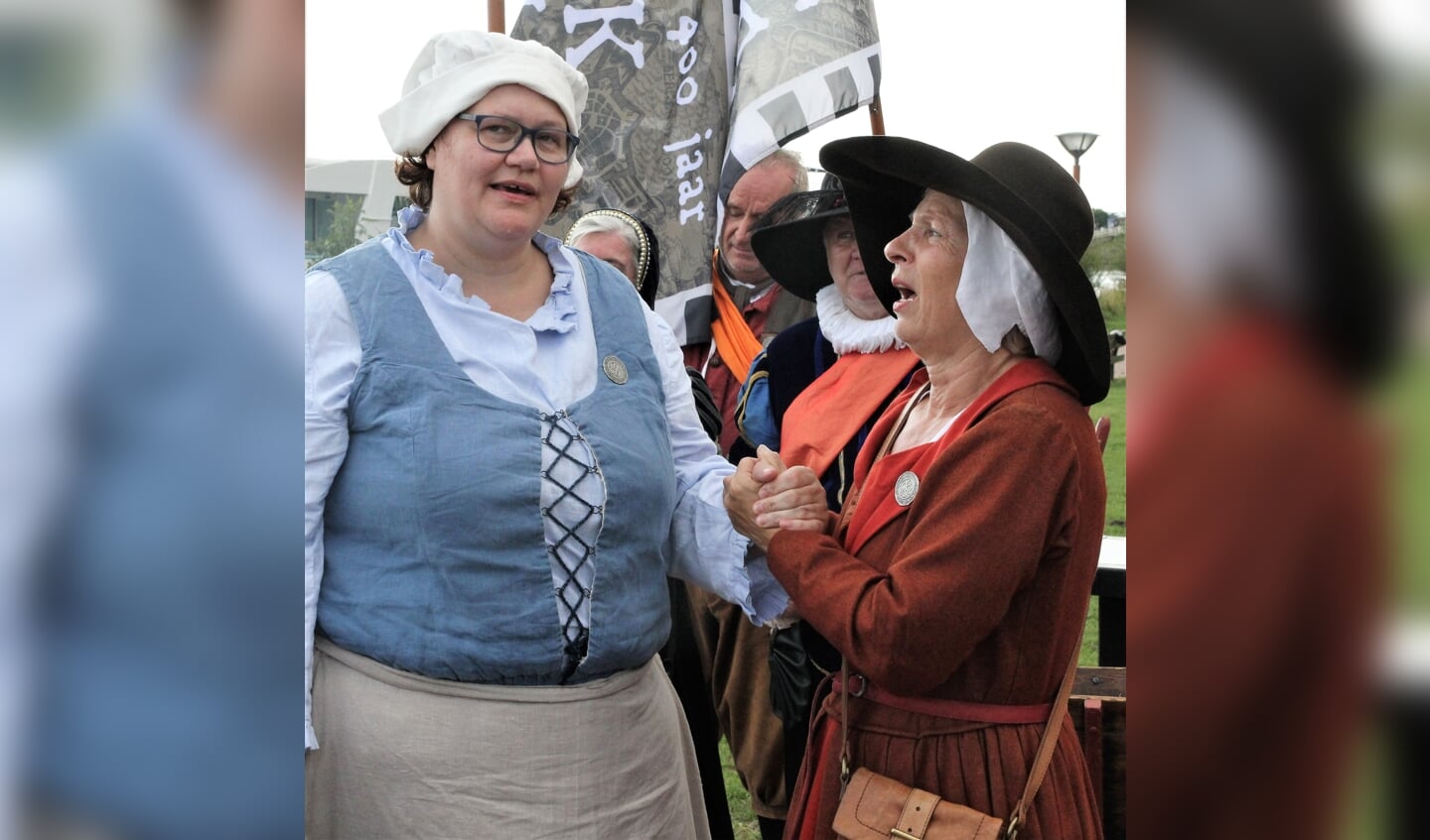 • Ook feest aan de Schoonhovense kant van de rivier.