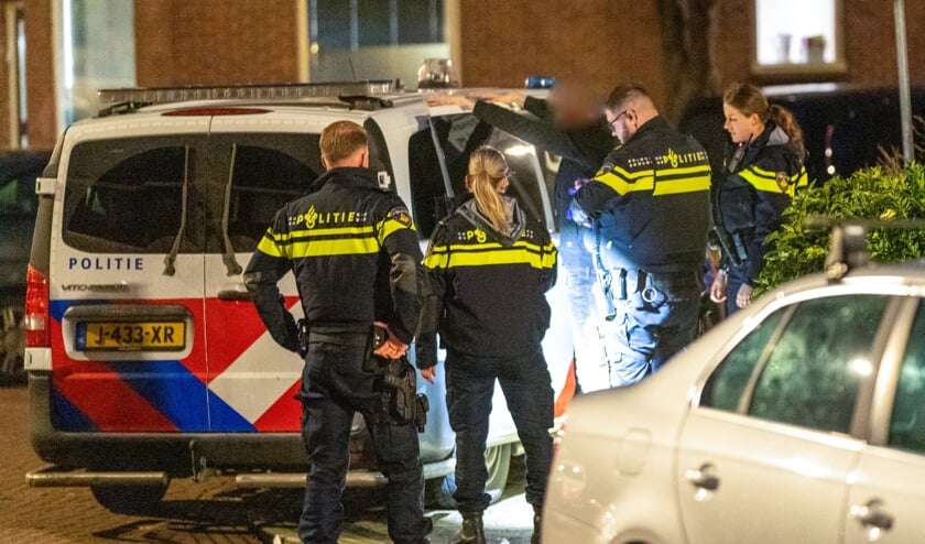 Politie Arresteert Man Voor Mishandeling En Huiselijk Geweld In ...