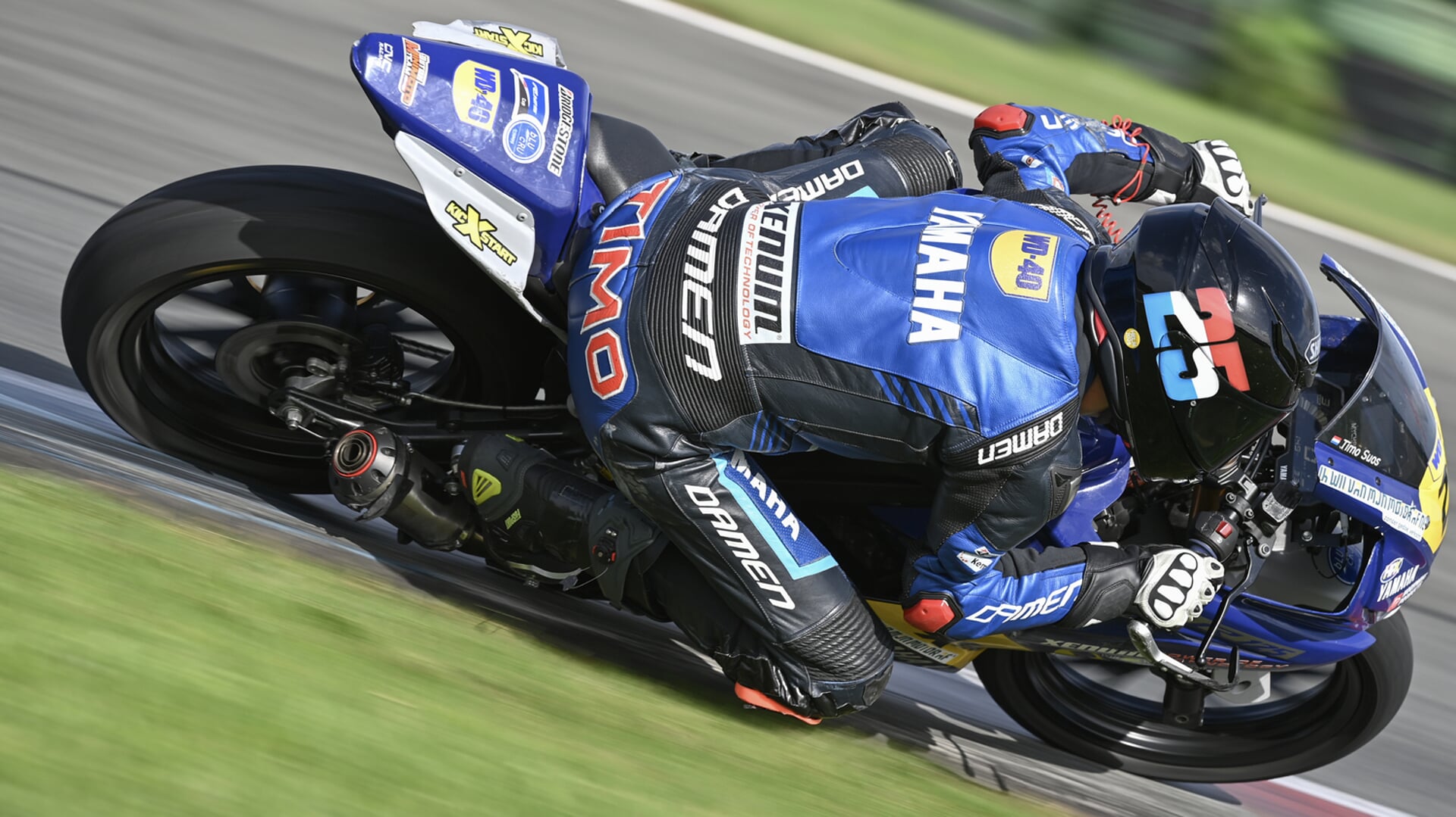 • Timo Suos schreef het NK in de Yamaha R125 Cup powered by KicXstart op zijn naam.