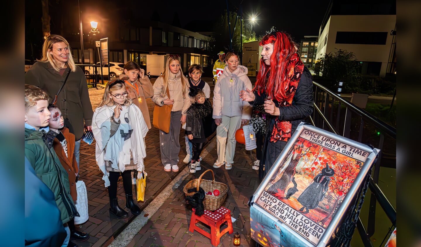 Spooktaculaire  halloween lichtjesroute in de binnenstad van Leerdam