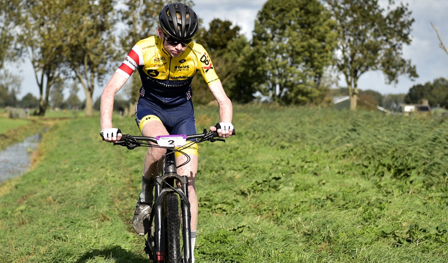• Openingstijdrit wintercompetitie RC Jan van Arckel.