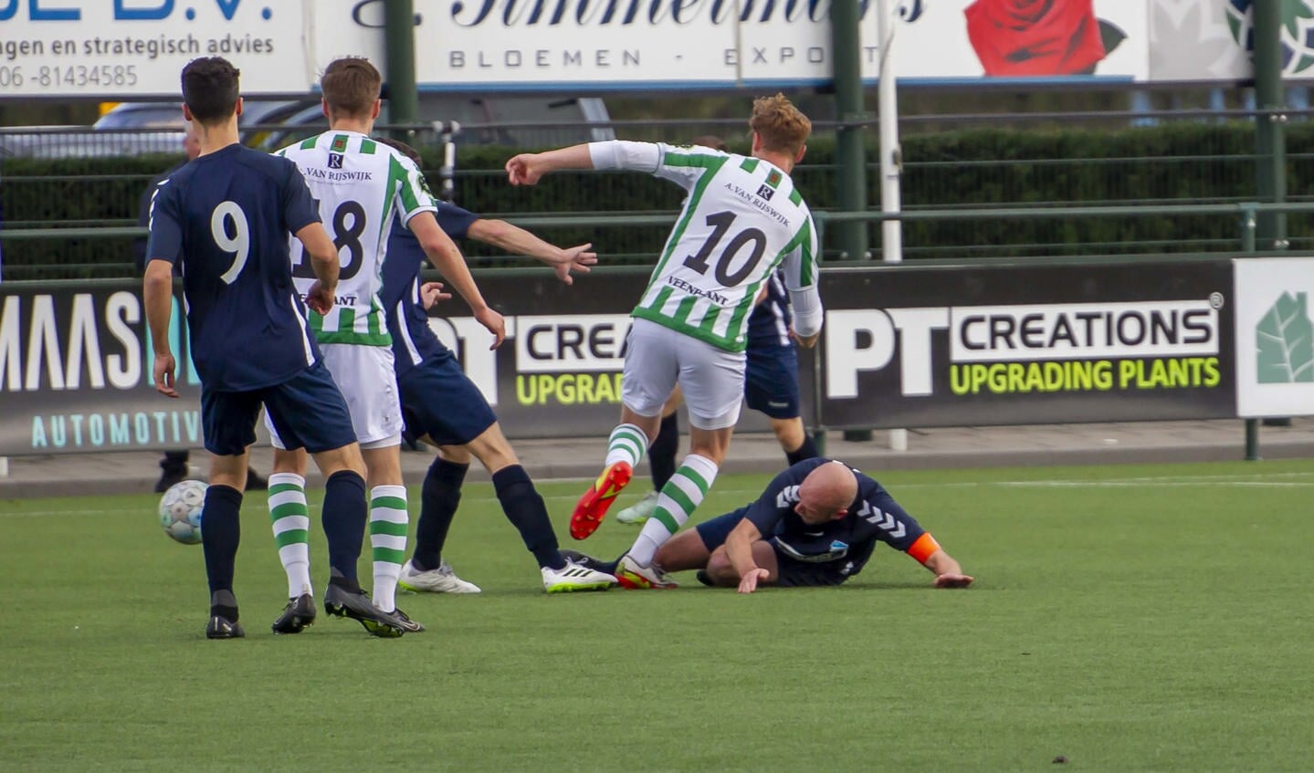 • Achilles Veen - Almkerk (4-0).
