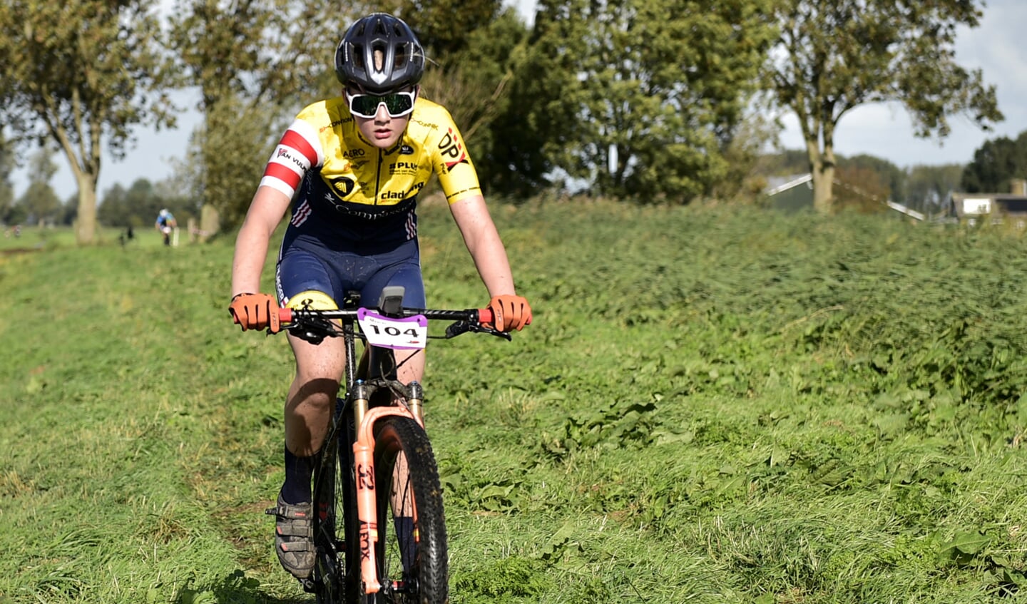 • Openingstijdrit wintercompetitie RC Jan van Arckel.