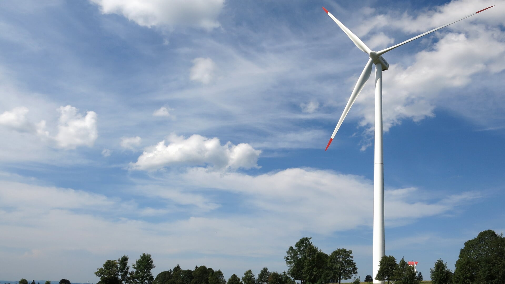 Er is een lijst gemaakt met zes mogelijke locaties voor windenergie.
