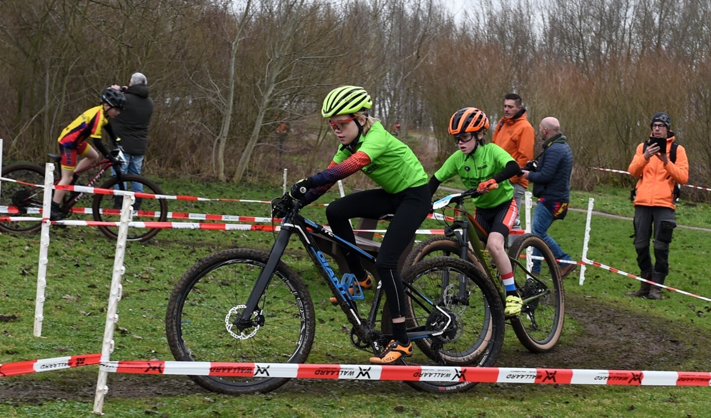 • RC Jan van Arckel-wintercompetitie rond de Slingelandse Plassen in Goudriaan.