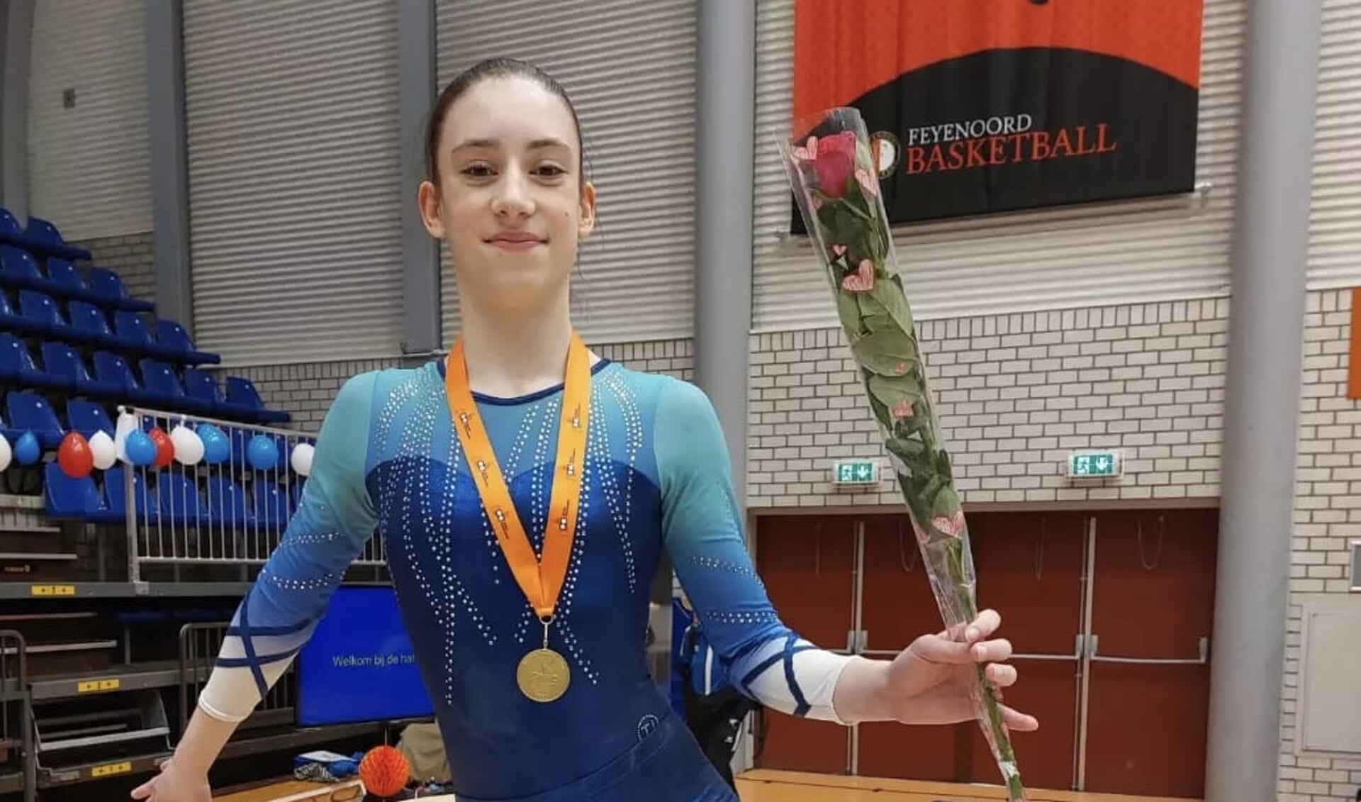 • Karolina Herrlitz won goud bij de junioren in de derde divisie.