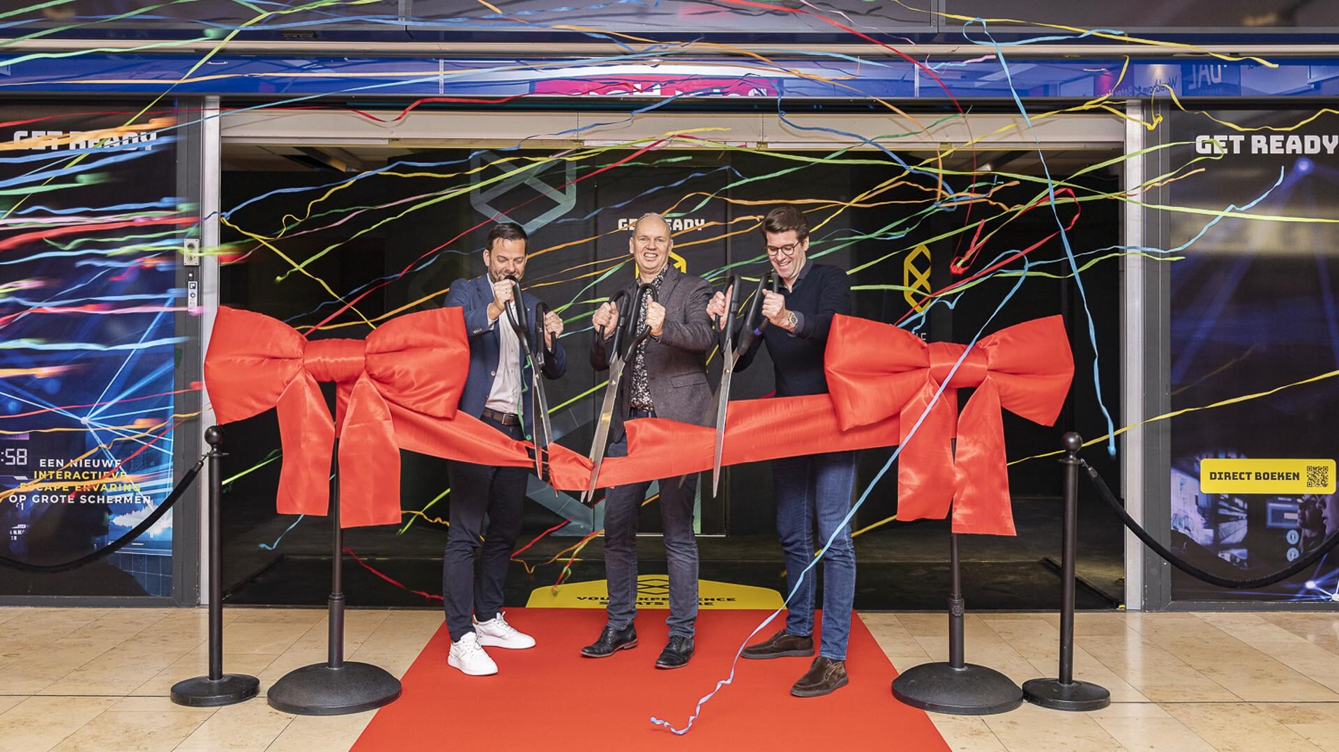 • Opening X-Cube op Cityplaza in Nieuwegein. V.l.n.r.: Gerben van Leeuwen (X-Corp), Martin van der Meer (X-Corp) en Pieter Polman (Wereldhave)