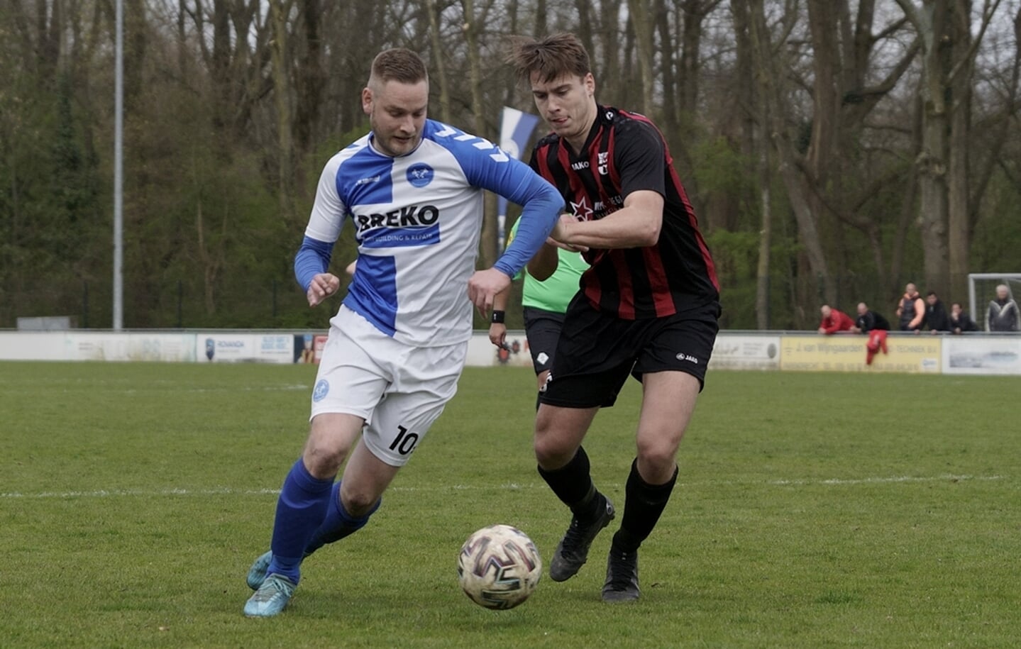 • Drechtstreek - SC Gastel (2-0).