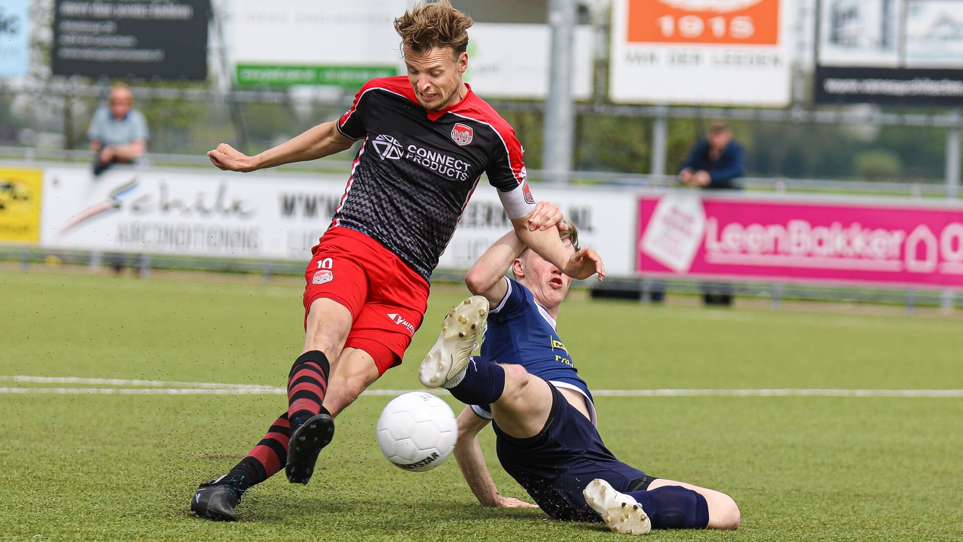 • SteDoCo - Harkemase Boys (2-0).
