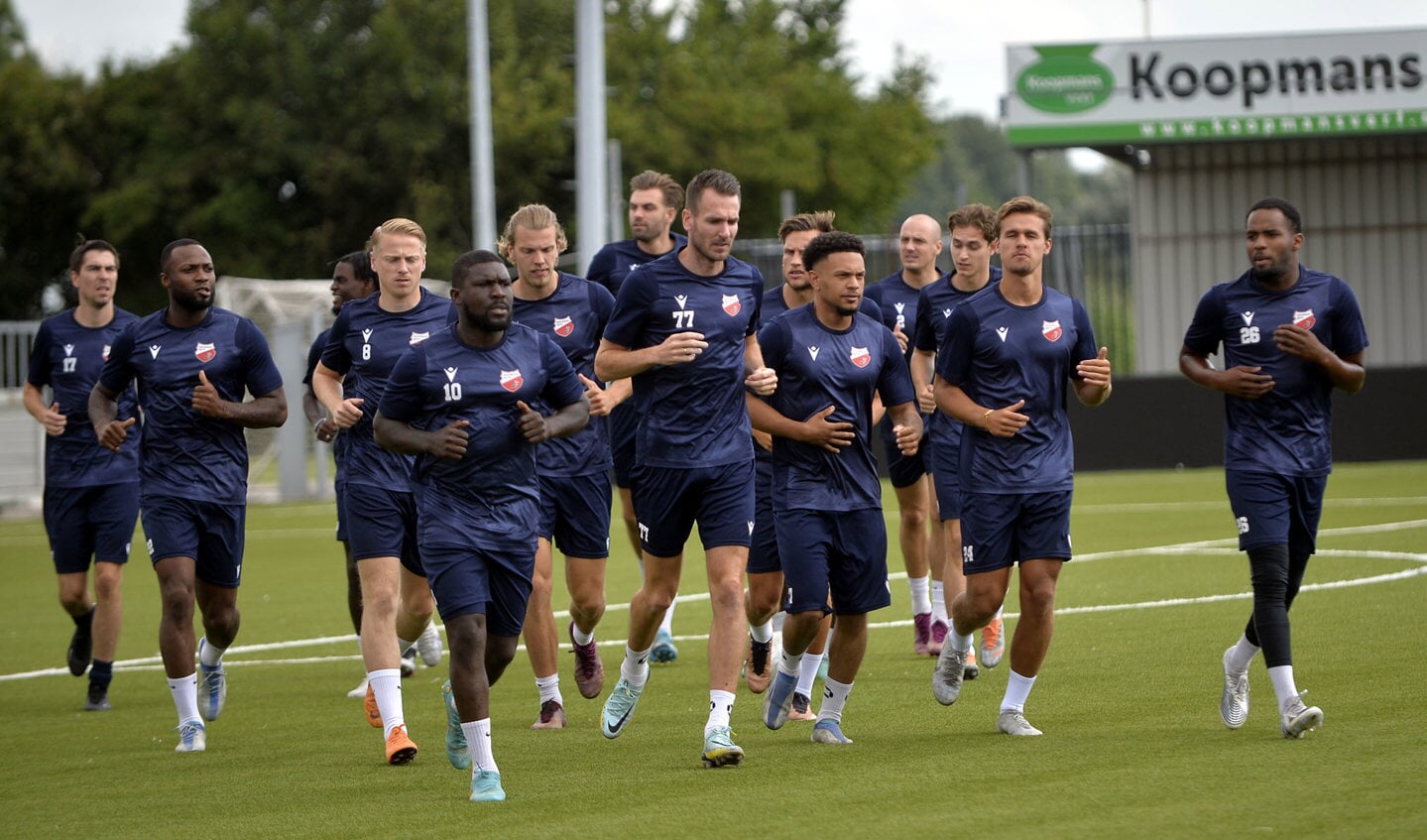 • Eerste training Kozakken Boys.