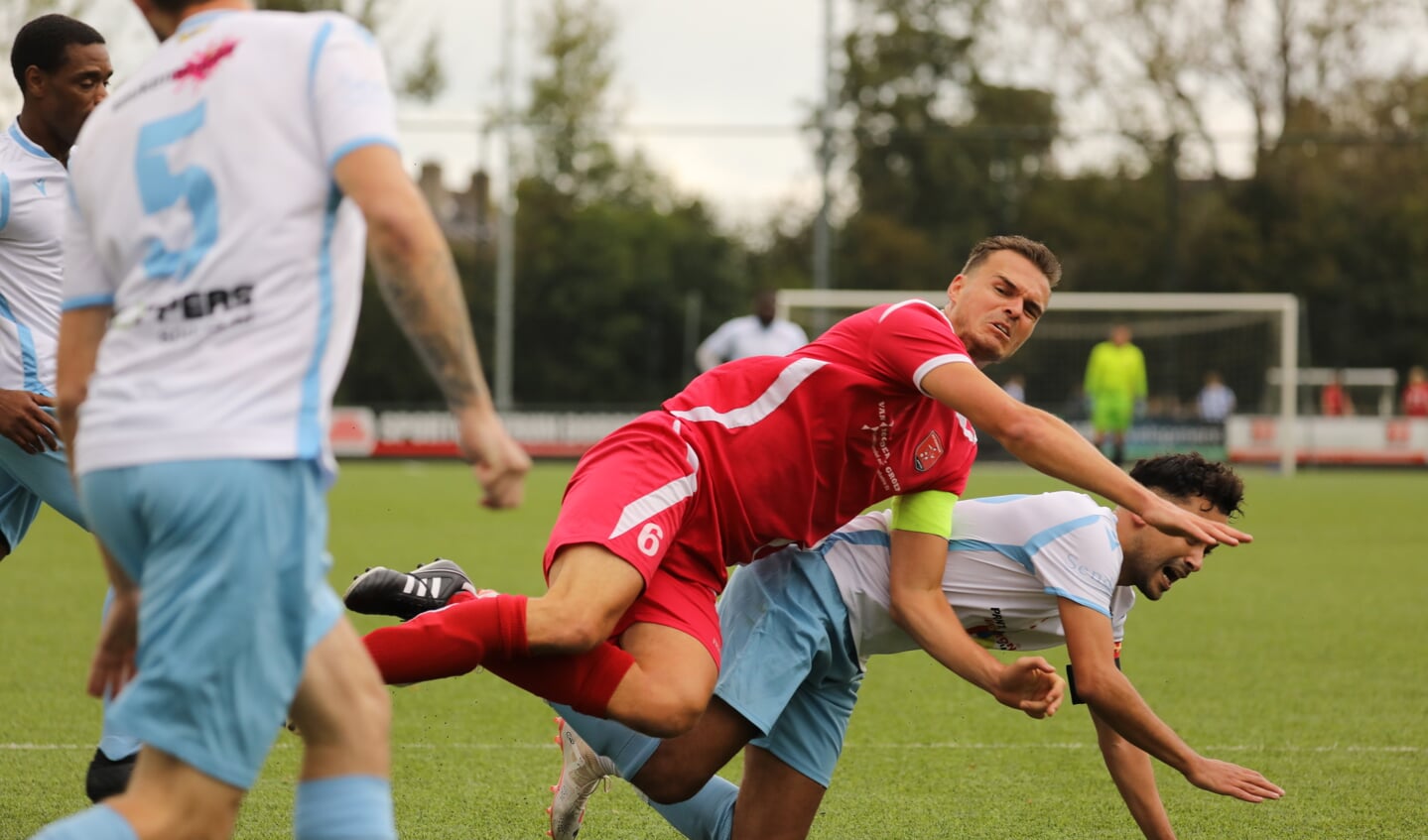 • Peursum - Leerdam Sport'55 (6-1).