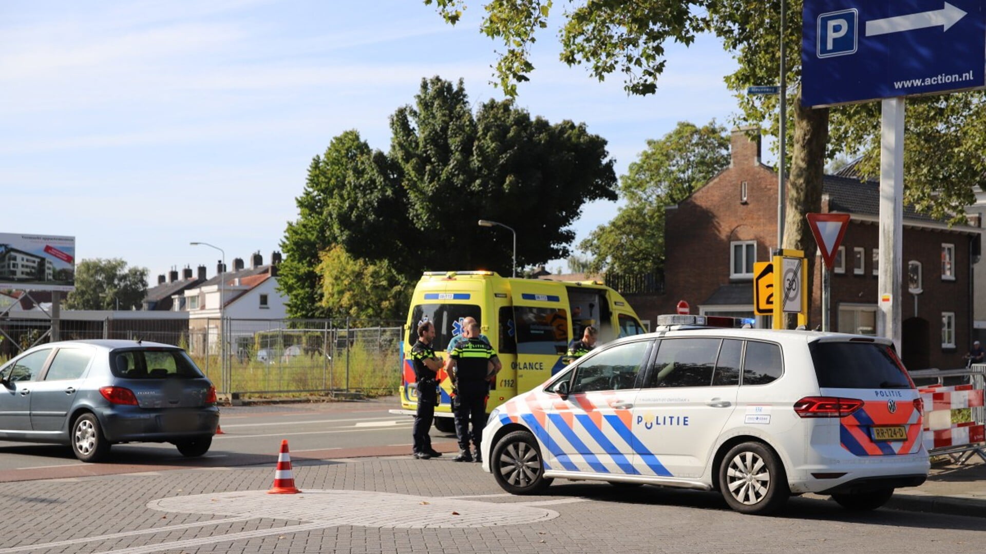 • De aanrijding vond plaats in het Molenstraatje, nabij Albert Heijn.