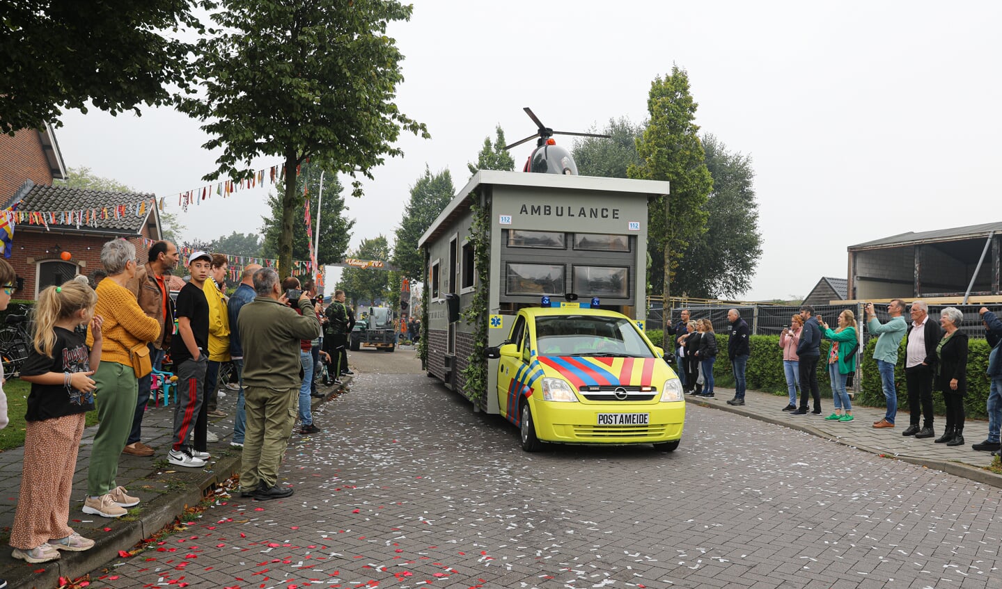 • Allegorische optocht Ameide Lichtstad 2023.