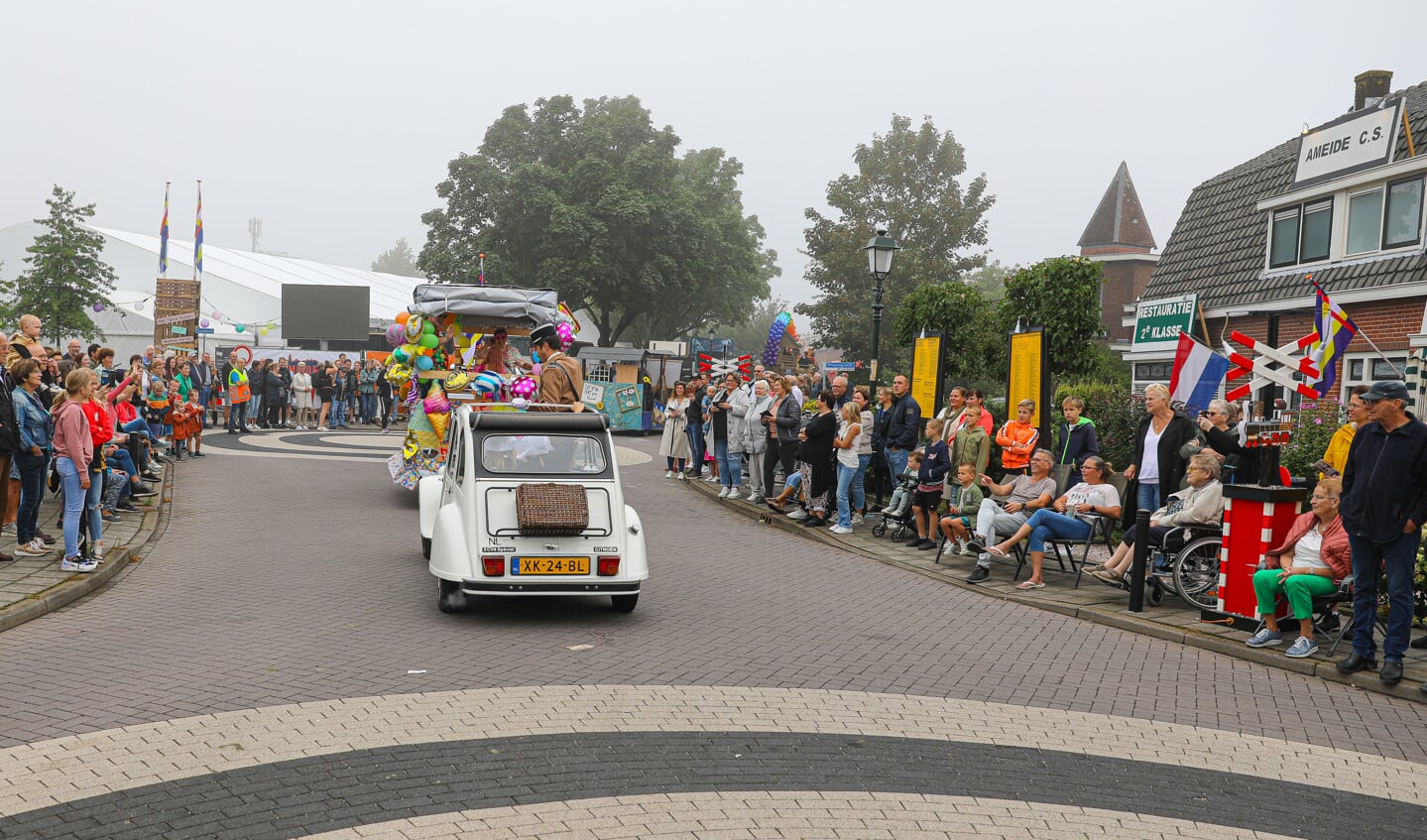 • Allegorische optocht Ameide Lichtstad 2023.