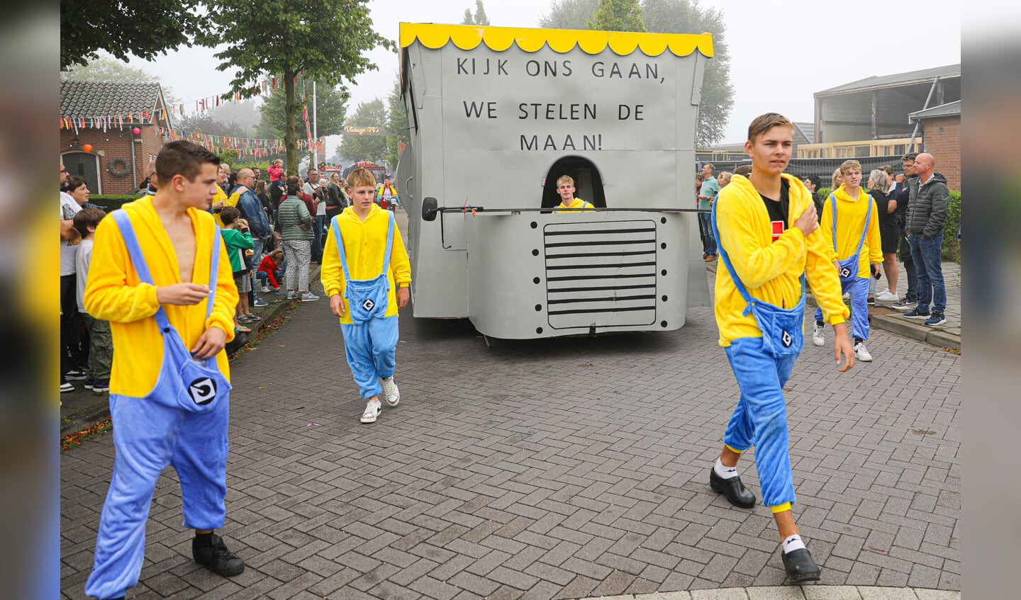• Allegorische optocht Ameide Lichtstad 2023.