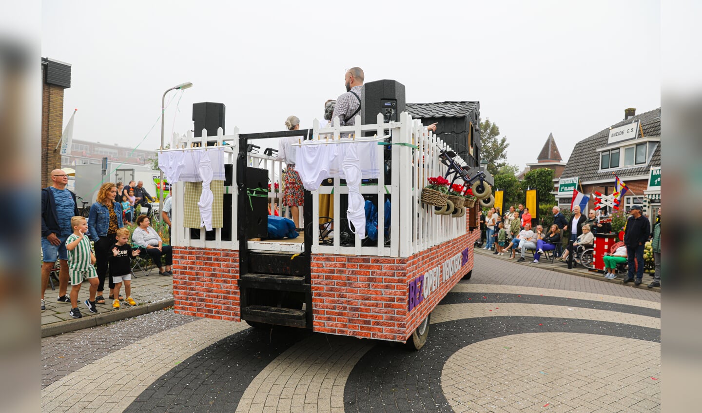 • Allegorische optocht Ameide Lichtstad 2023.