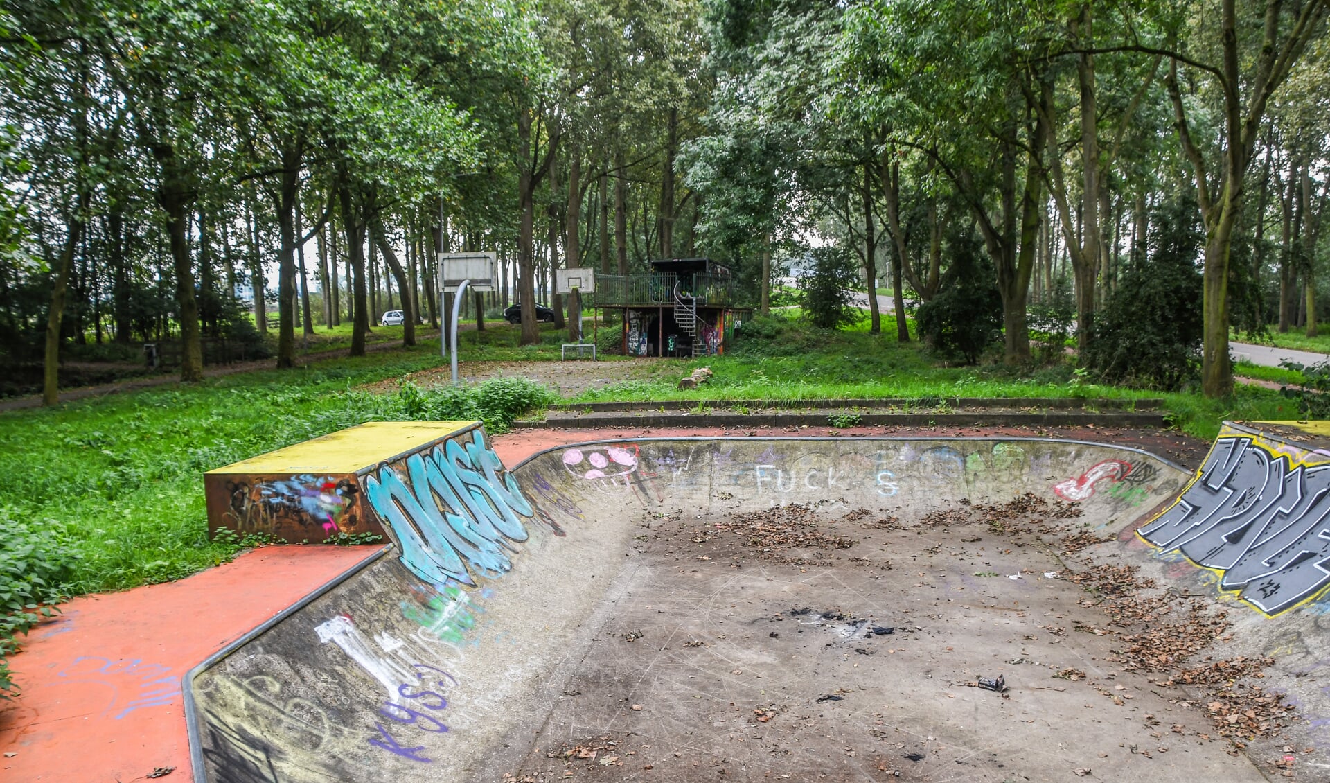 • De skatebaan aan de Reijercopse Overgang in Harmelen. 