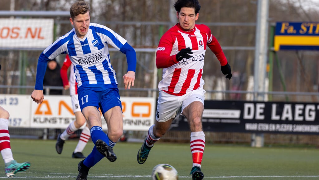 • Almkerk - SV Top (1-2).