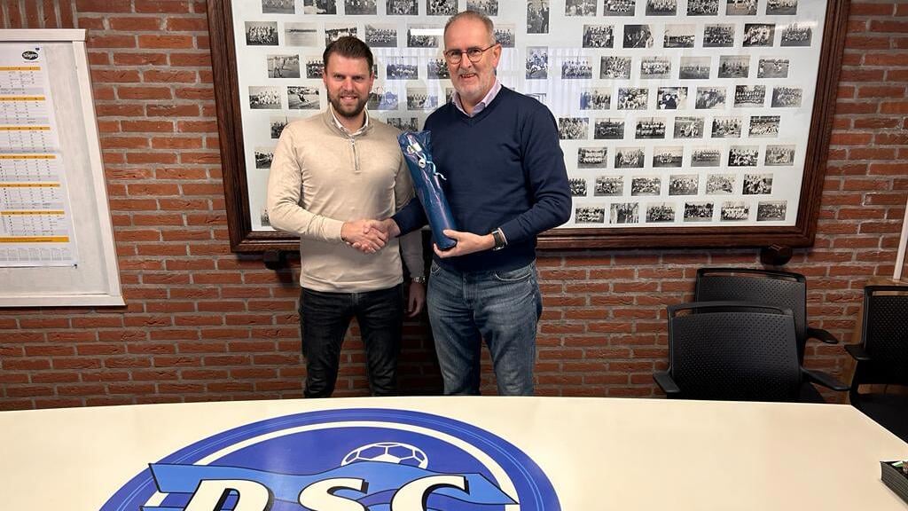 • Hein Lamers (l) is de nieuwe hoofdtrainer van DSC.