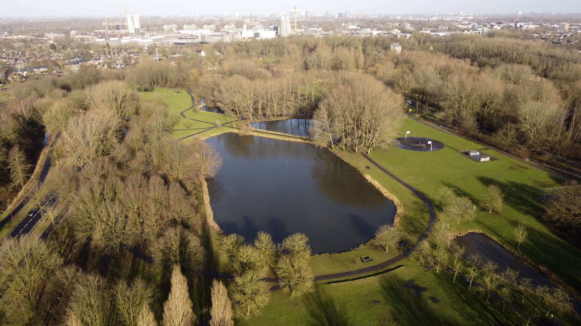 • De gemeente Nieuwegein wil een evenemententerrein in Park Oudegein.