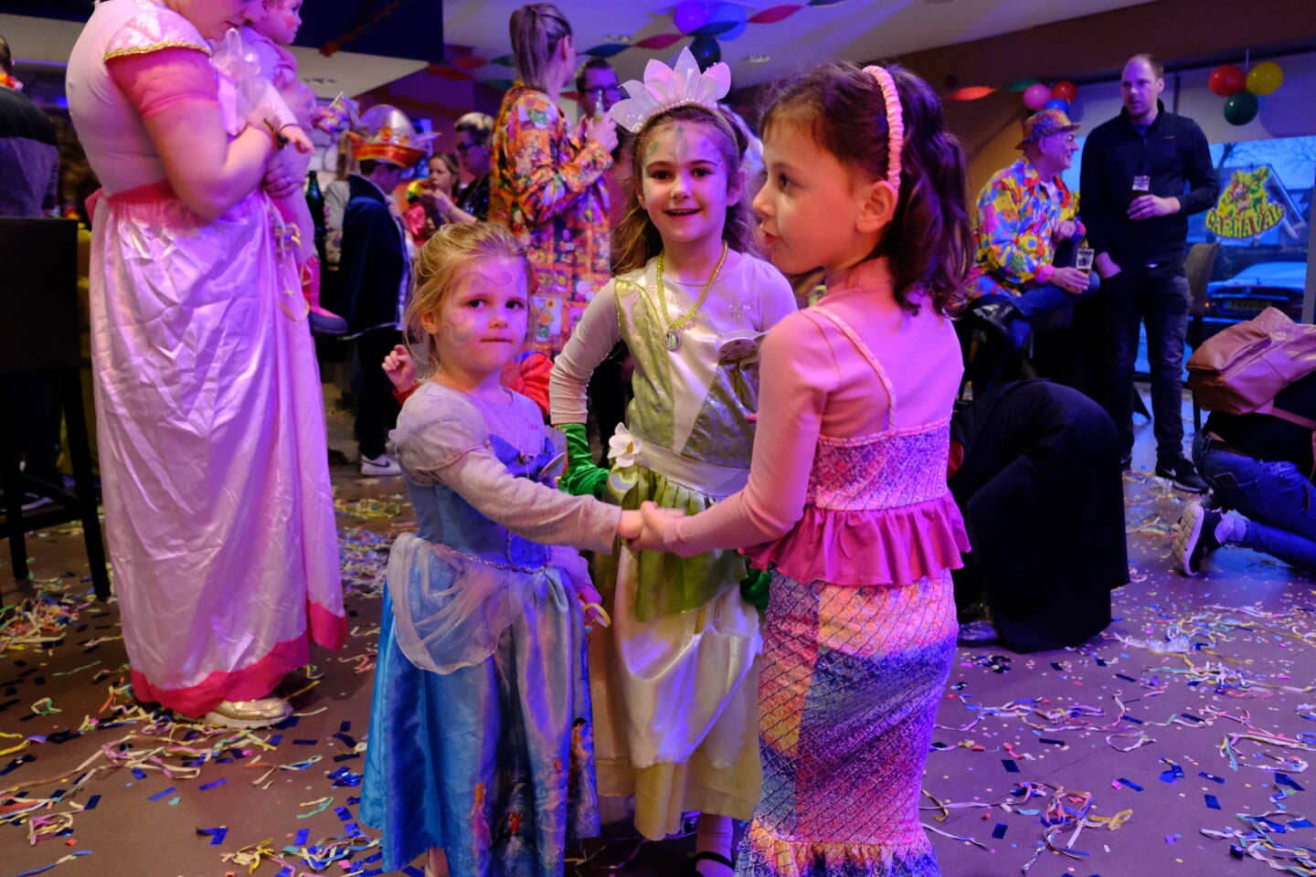 • Prinsessen genoeg op het kindercarnaval. 