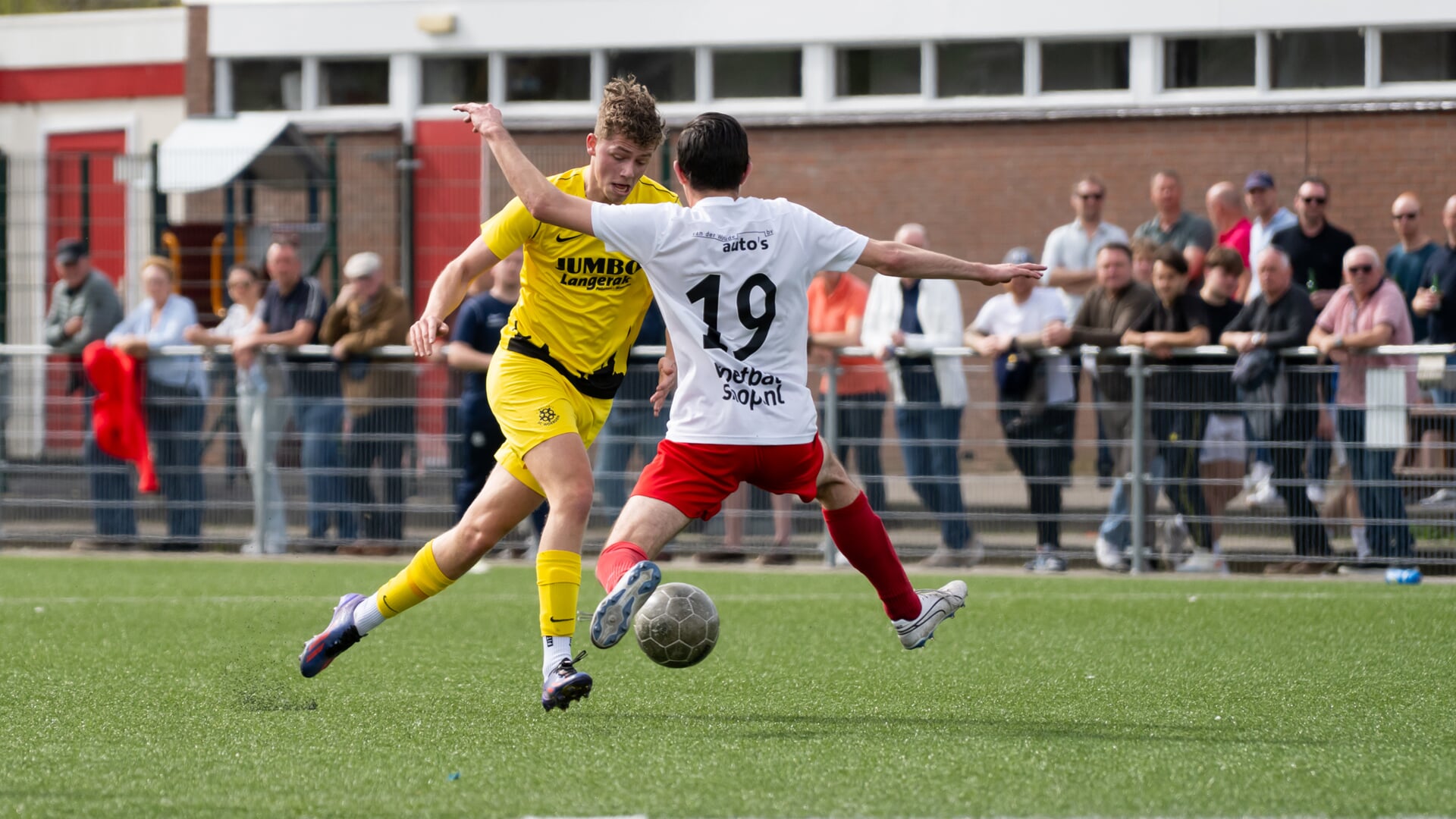 VV Linschoten wist op ld SC Woerden met 1-0 te verslaan.