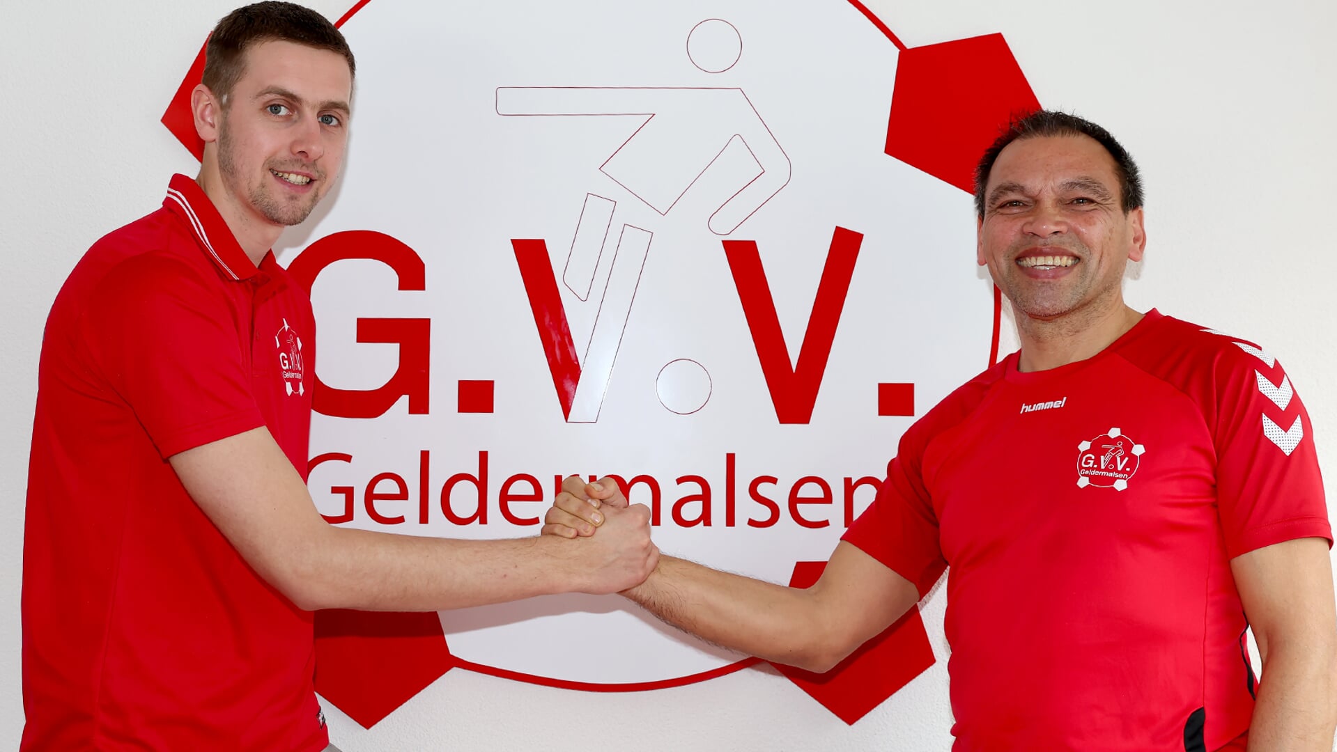 GVV Freek Wittenrood (Trainer) en Callis Cornelissen (Vice-aanvoerder)