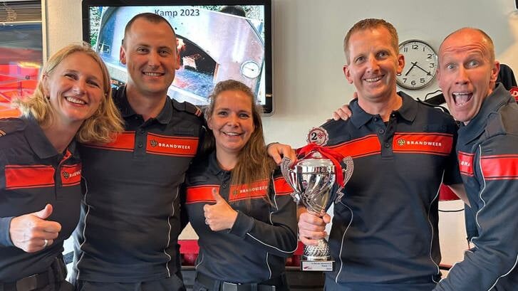 • Trotse winnaars brandweerteam Nieuwegein Noord.
