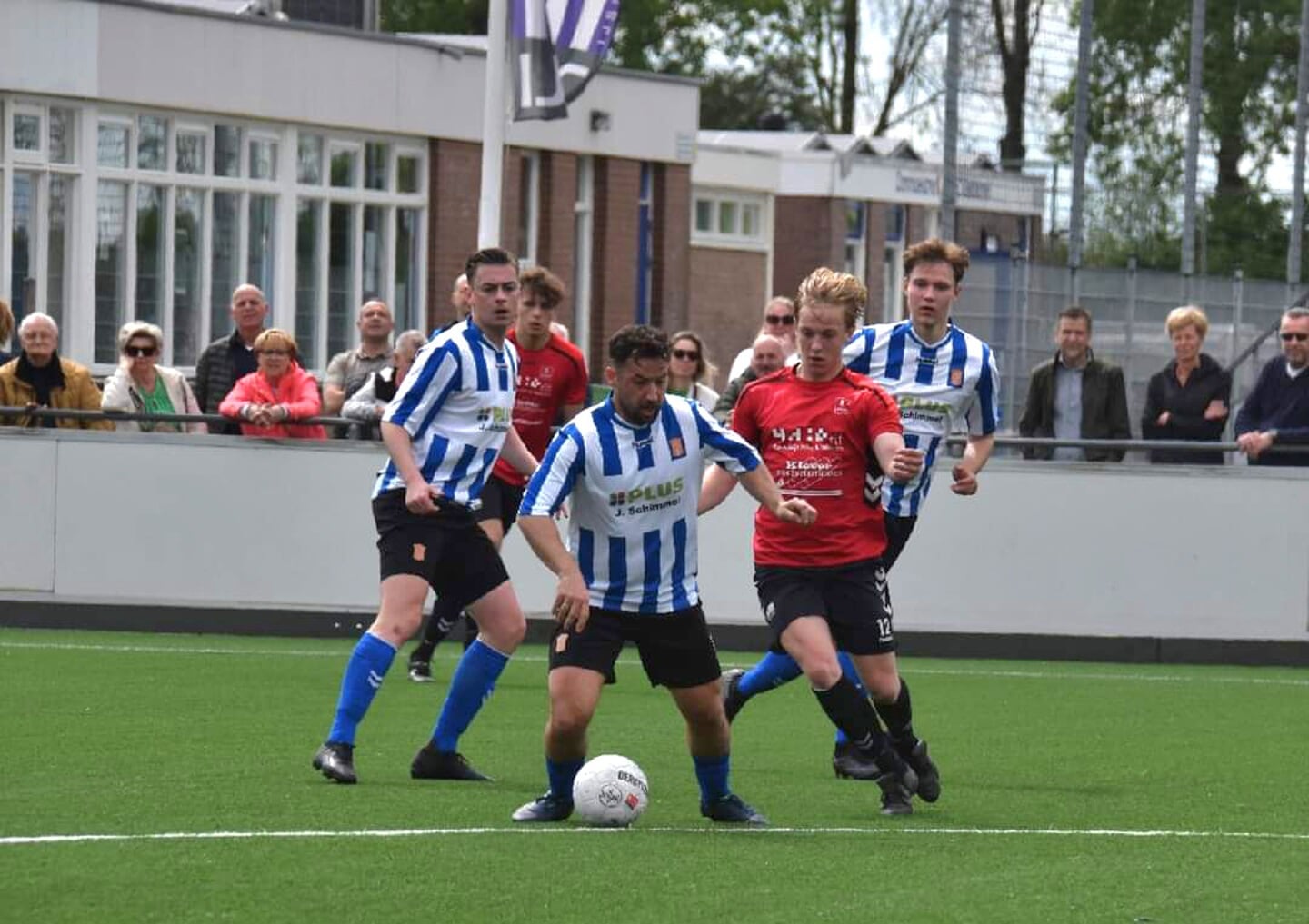 • IJFC - SV Lopik (4-1).