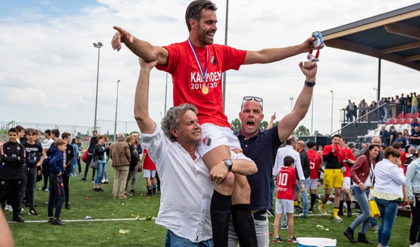 Gelijkspelend Nivo Sparta grijpt eerste titel sinds veertien jaar