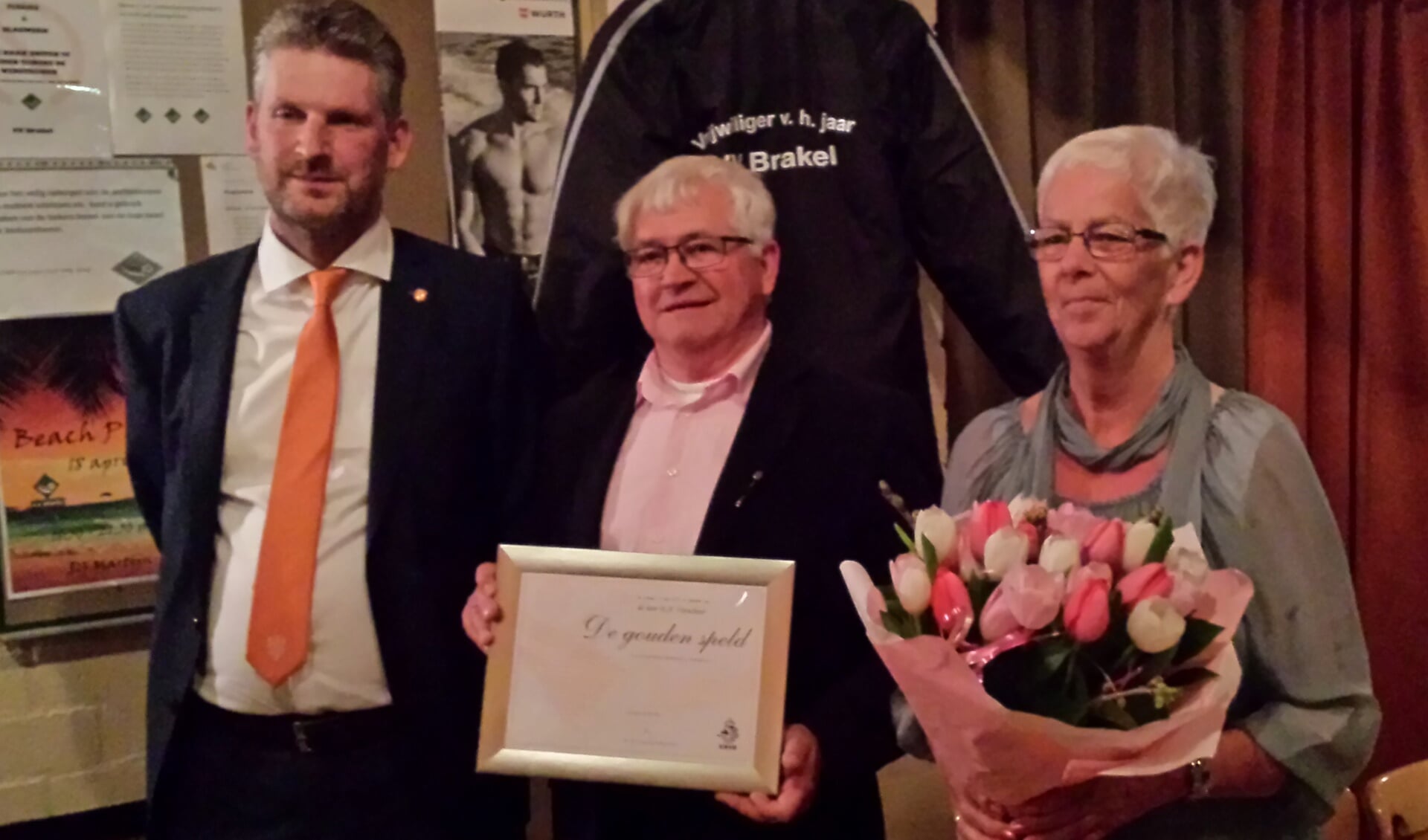 Gouden KNVB-speld voor Ars Verschoor (vv Brakel)