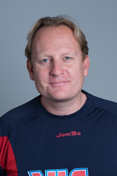 VVGZ breekt per direct met trainer Danny Mulder