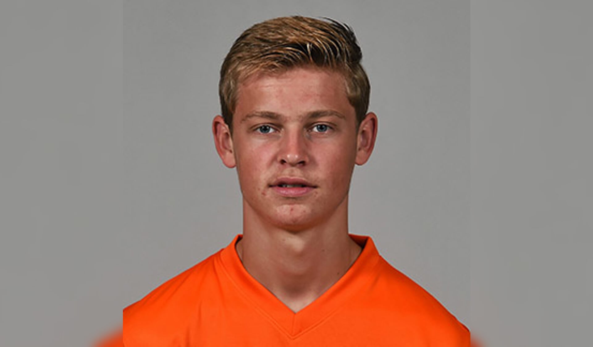 Officieel debuut Frenkie de Jong in Ajax 1