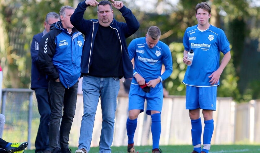 Lekvogels verlengt contract Ton Delfgou