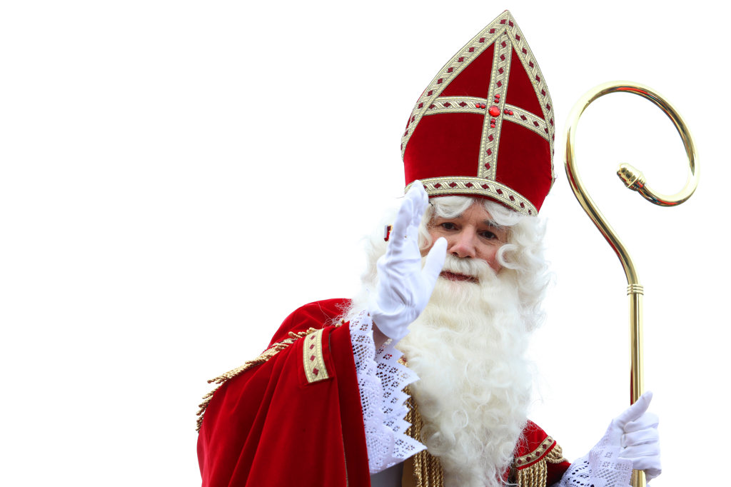 • Sinterklaas komt zaterdag op meerdere plekken aan.