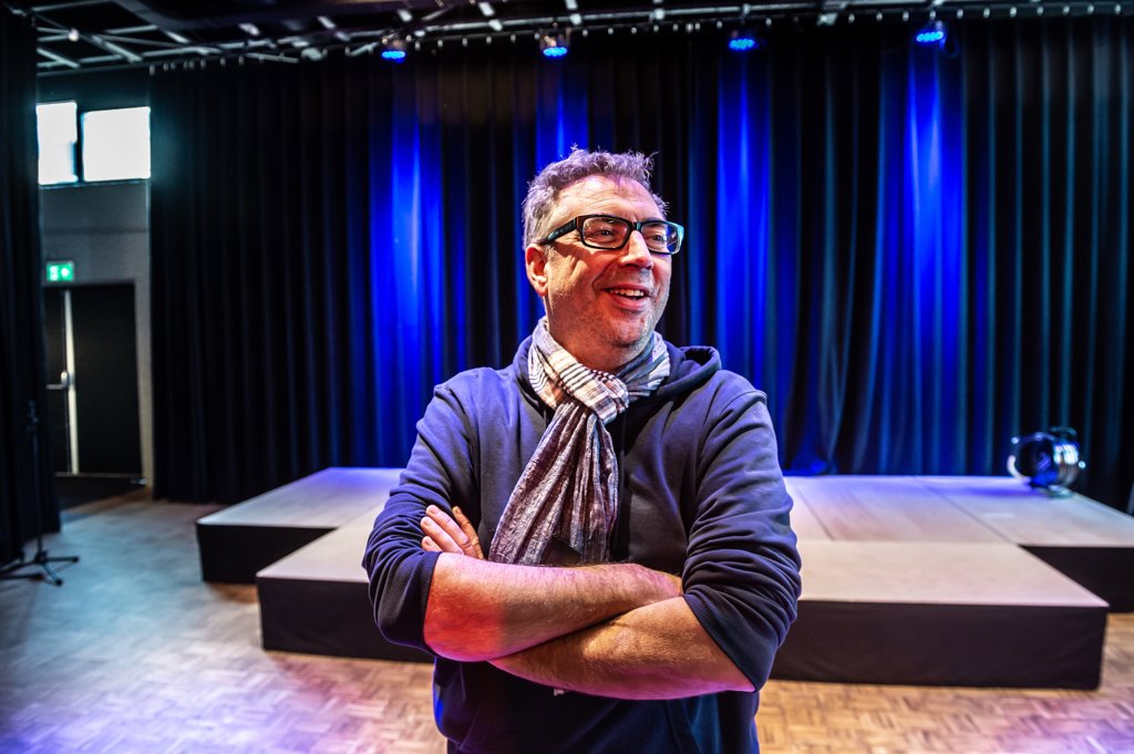 • Theaterproducent en artistiek leider John de Heij in De Theaterbakkerheij: 'Het moet hier gaan bruisen'.