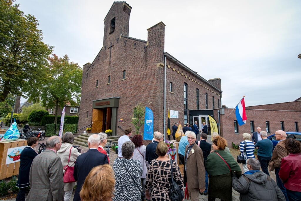 • Opening Sociaal Plein in de voormalige gereformeerde kerk in 2021 in Tiel.