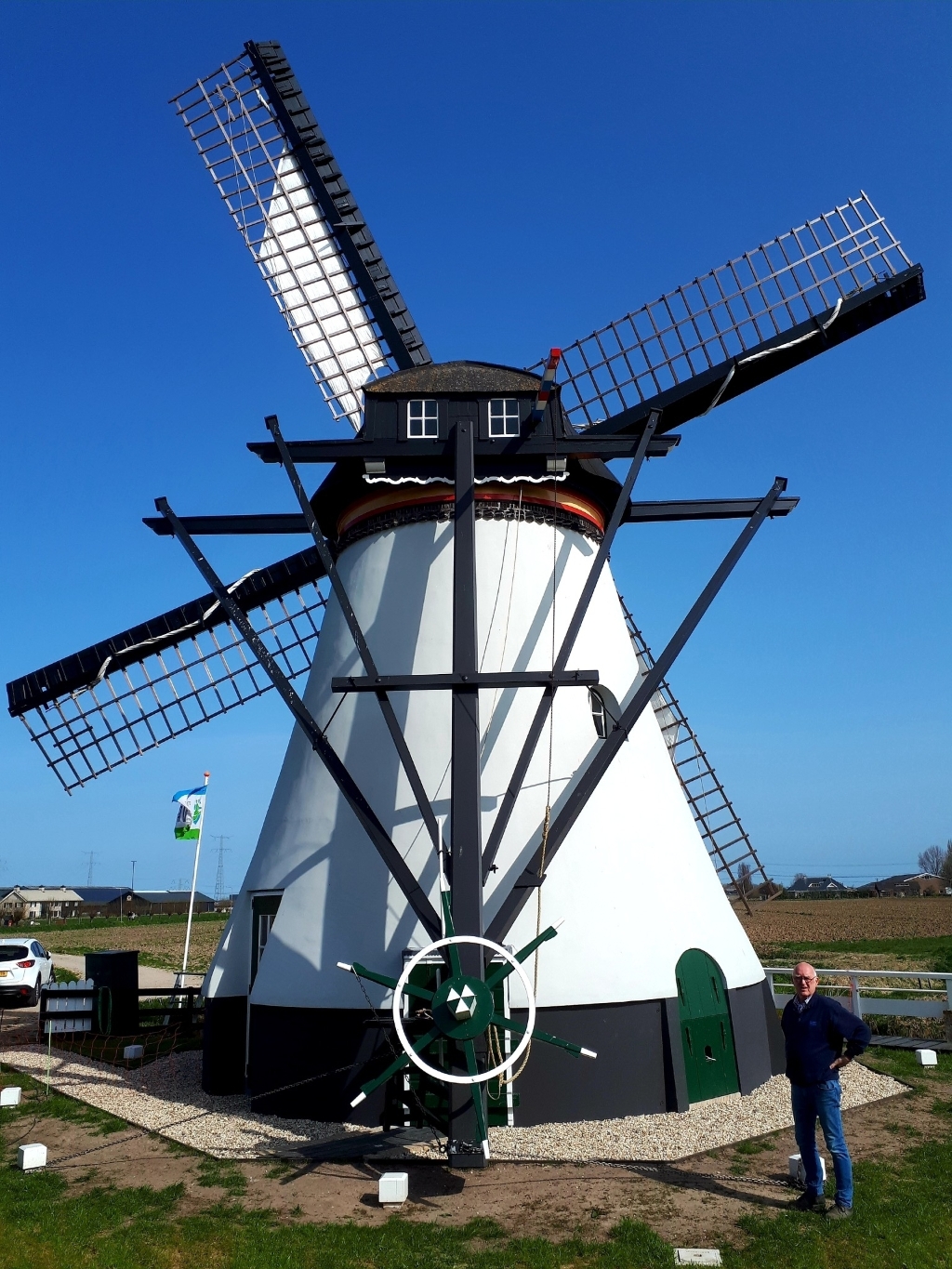 • De Souburghse molen, met molenaar Hans Tuytel.