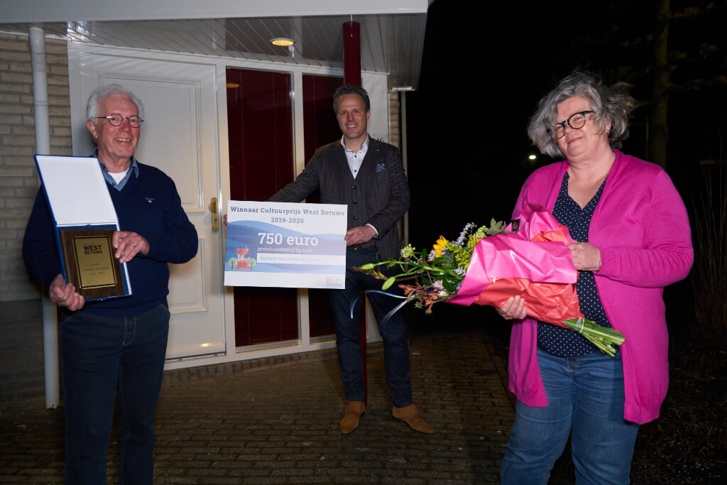 • Winnaar Cultuurprijs West Betuwe 2019-2020 – Stichting Stroomhuis Neerijnen.