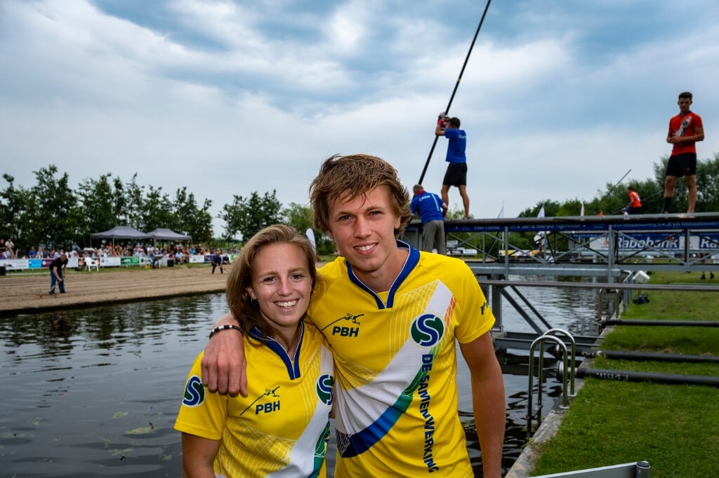 • Reinier en Fabiënne Overbeek tijdens de wedstrijd van afgelopen zaterdag.