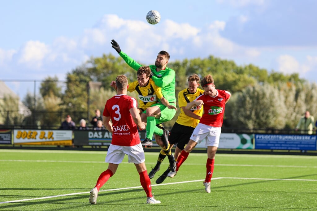 • SV Meerkerk - SC Everstein (3-1).