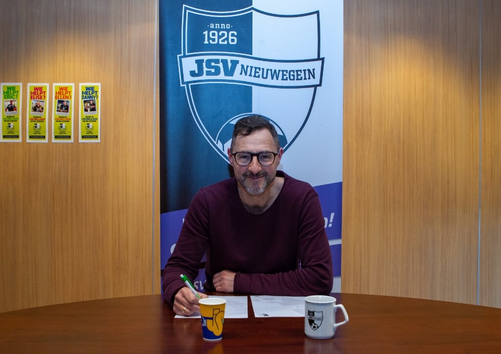 Henri Berghoef, trainer van JSV (zaterdag).