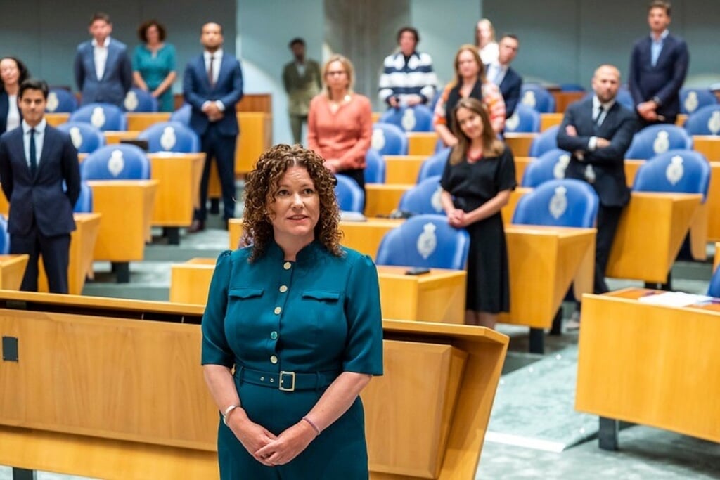 • Anne-Marijke Podt tijdens haar beëdiging als Tweede Kamerlid voor D66 op 7 september 2021.