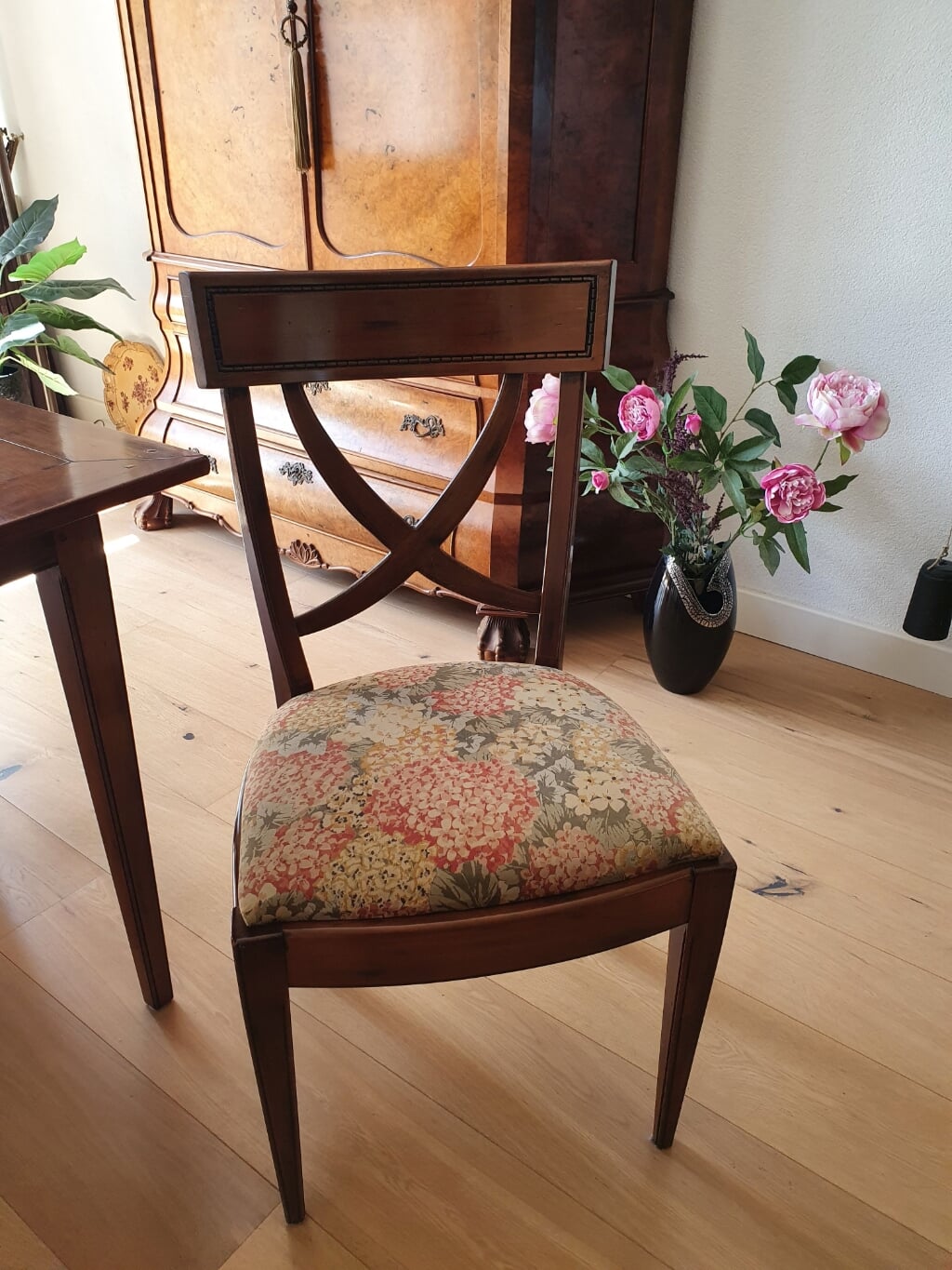 6 eetkamer stoelen