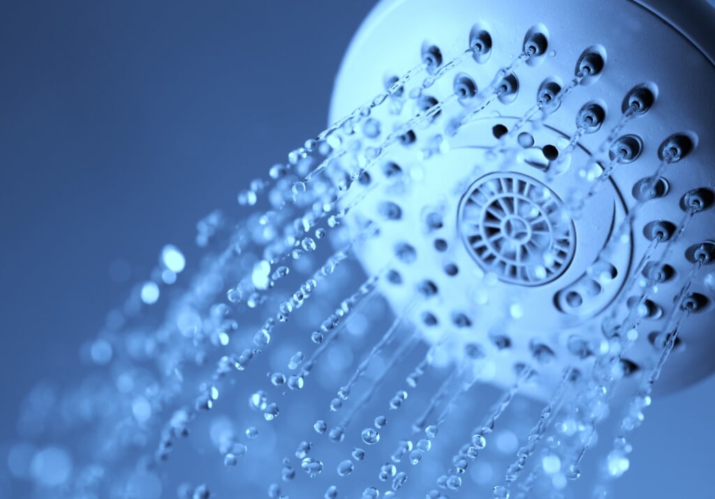 • Er kan flink bespaard worden door korter te douchen na het sporten.