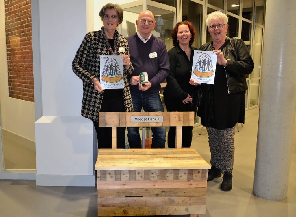 • Ad en Tineke de Jong, Martine Visser en Janet de Zeeuw. 